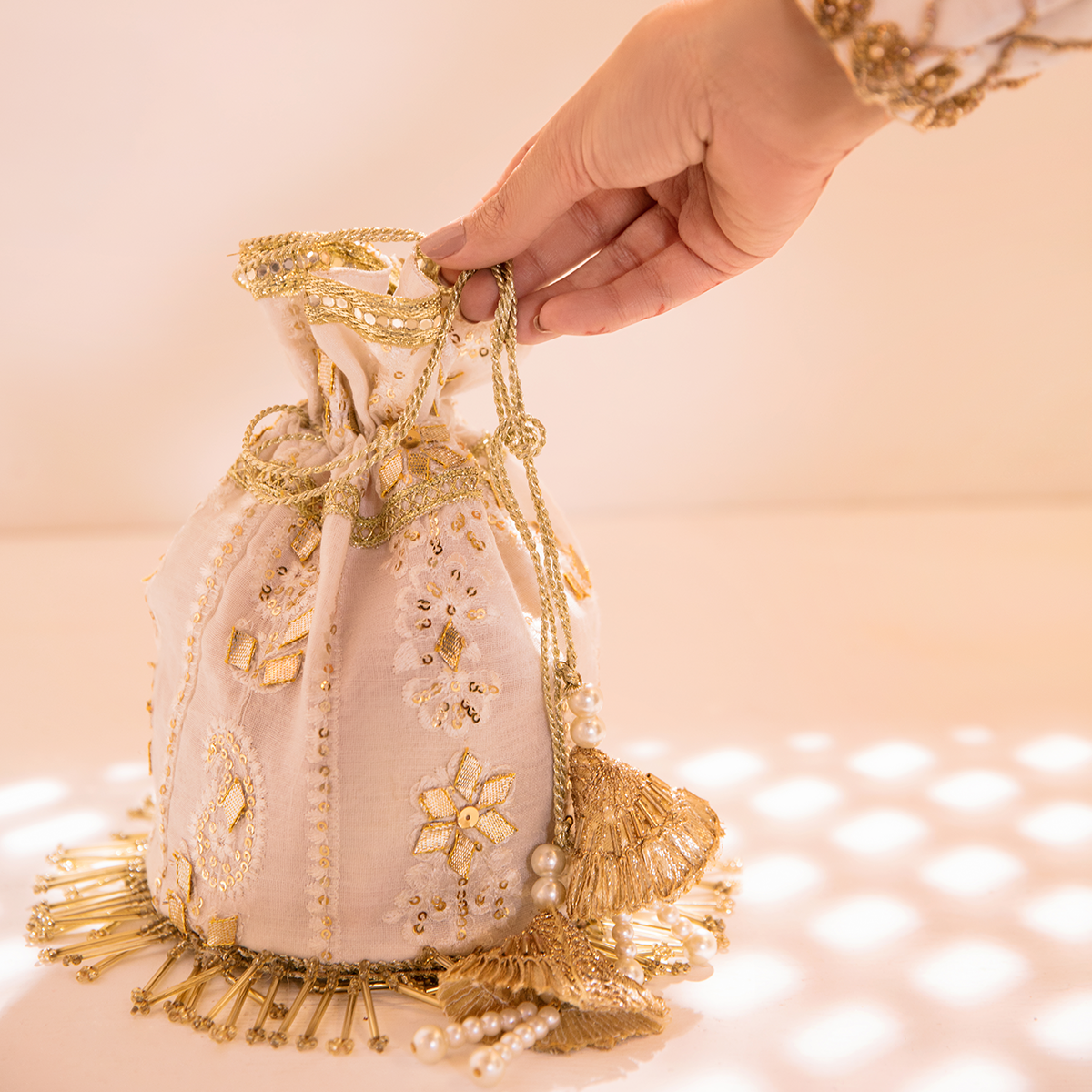 JAHAN ARA FESTIVE POUCH